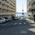 Promenade Des Bains