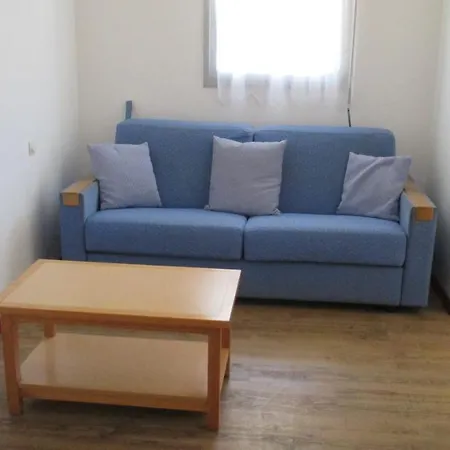 Promenade Des Bains شقة